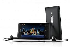 Arvostelussa Nokia Lumia 800 - uusi aluevaltaus
